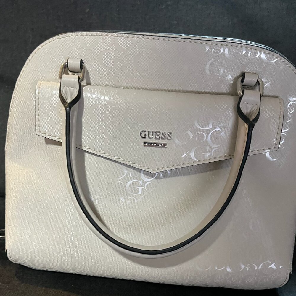 GUESS Lalande Los Angeles Satchel Crossbody Straps FF764806